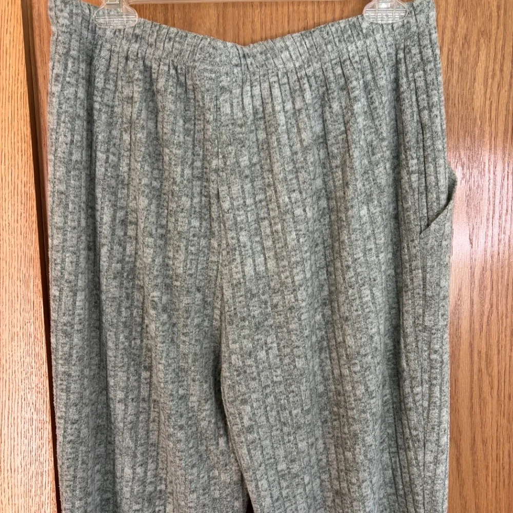 Wiholl Fuzzy Sage Green Pajama Loungewear Set Size Large - Picture 13 of 14